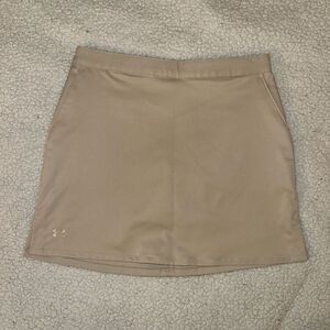 Under Armour Women’s Khaki Tan Athletic Golf Skort Size 4 NWT